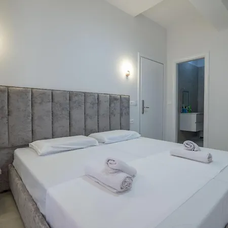 Albdea & Apartment Sarande